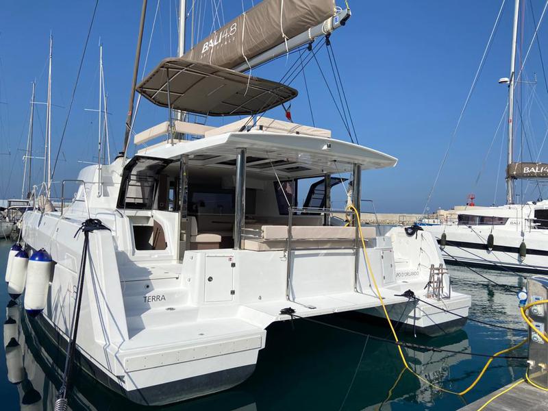 Book yachts online - catamaran - Bali 4.8 Terra - Terra - rent