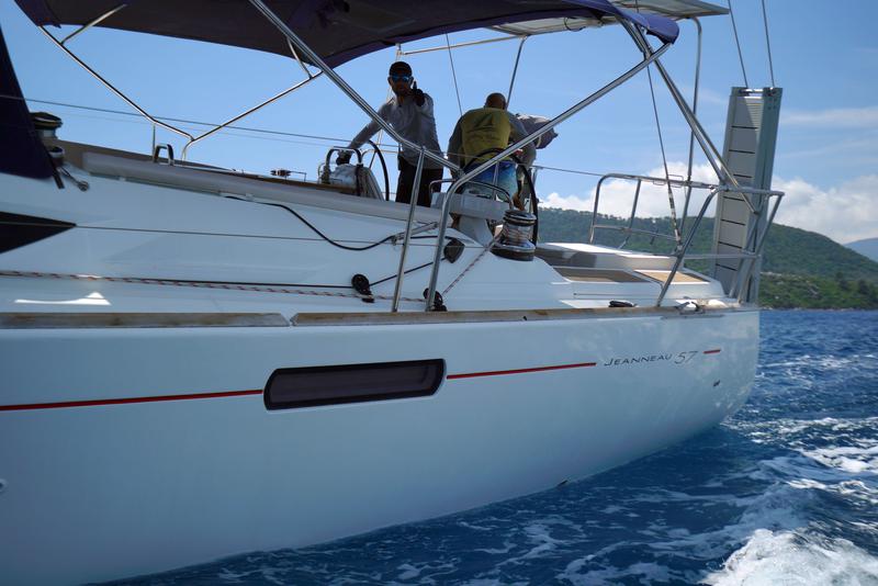 Book yachts online - sailboat - Jeanneau 57 - Summerdream - rent