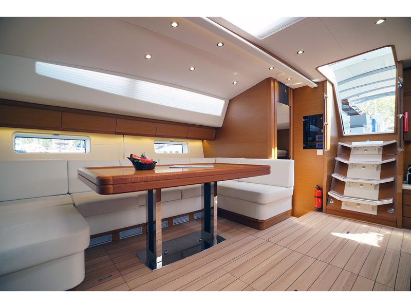 Book yachts online - sailboat - Jeanneau 64 - Freedom - rent