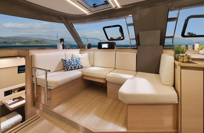 Book yachts online - catamaran - Nautitech 40 - SoMi - rent