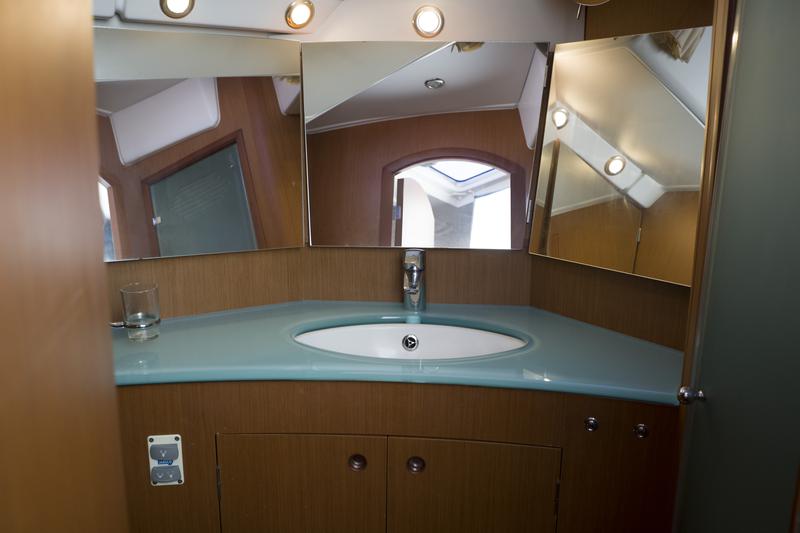 Book yachts online - sailboat - Beneteau 57 - Fred - rent