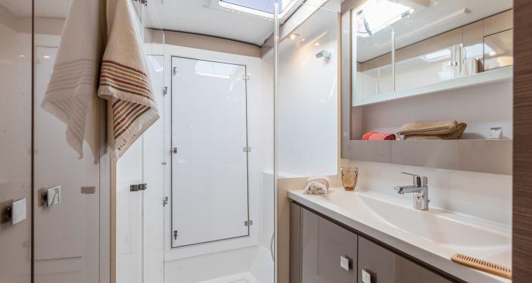 Book yachts online - catamaran - Isla 40 - Carpe Vitam - rent