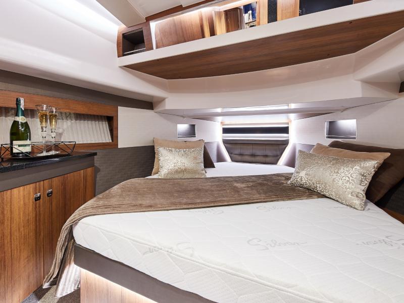 Book yachts online - motorboat - Northman 1200 Elegance Flybridge - ELEGANCE FLYBRIDGE - rent