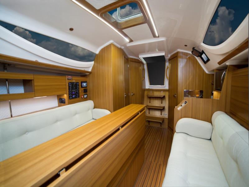 Book yachts online - sailboat - Maxus 33.1 RS Prestige - Santorini - rent