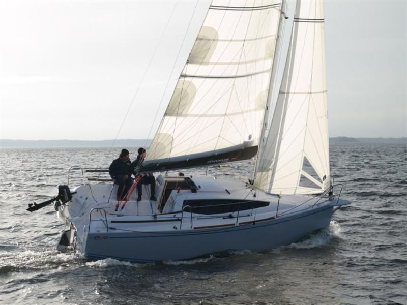 Book yachts online - sailboat - Maxus evo 24 Standard - MONSOON - rent
