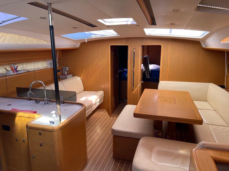 Book yachts online - sailboat - Jeanneau 53 - Romios - rent