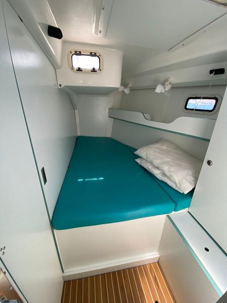 Book yachts online - sailboat - Atoll 6 - ISLAND GIRL - rent