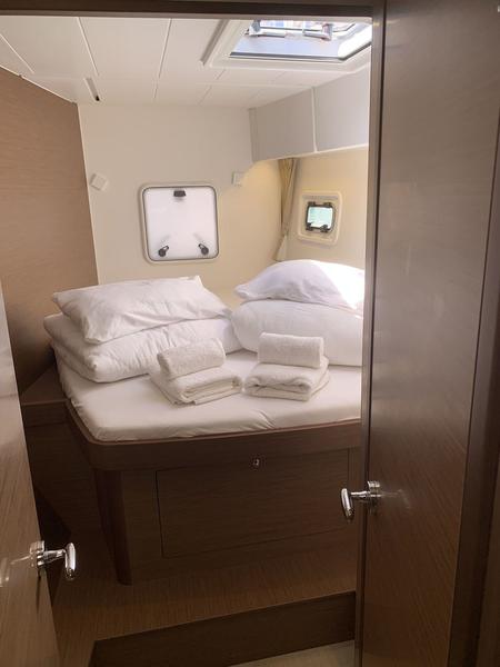 Book yachts online - catamaran - Lagoon 42 - La Colombe ( Friday to Friday ) - rent