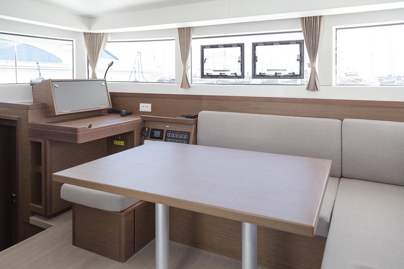 Book yachts online - catamaran - Lagoon 40 - Natalie ( Sunday to Sunday ) - rent