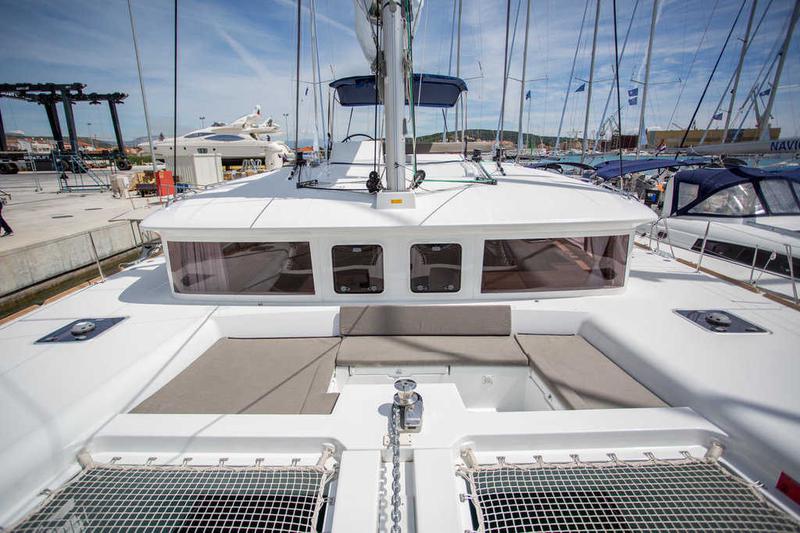 Book yachts online - catamaran - Lagoon 45 Flybridge - Swedish Lady ( Saturday to Saturday ) - rent