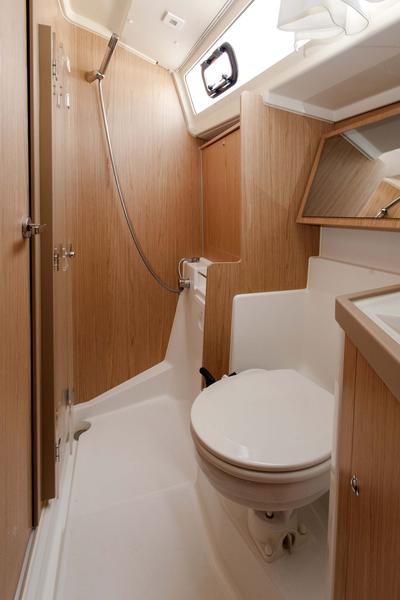 Book yachts online - sailboat - Oceanis 41.1 - Foreigner - rent