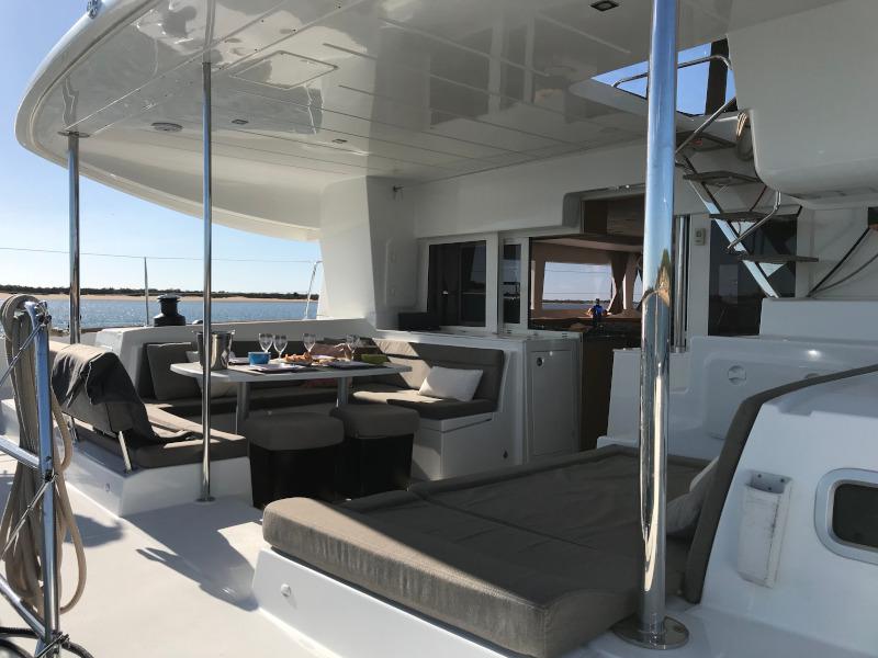 Book yachts online - catamaran - Lagoon 450 Sport - Ocean Dreams - rent