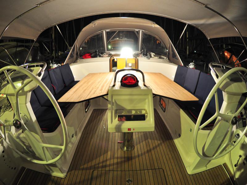 Book yachts online - sailboat - Bavaria  C42 - Melia - rent