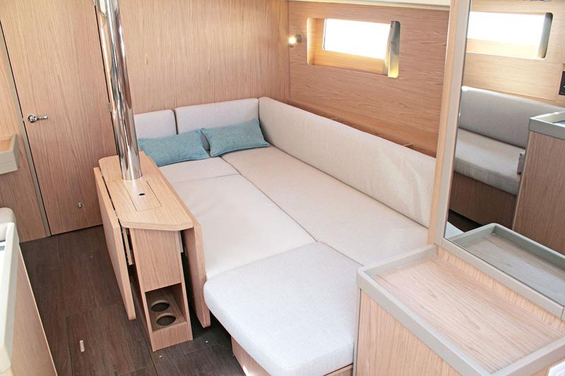 Book yachts online - sailboat - Oceanis 41.1 (2 Heads) - OASIS - rent