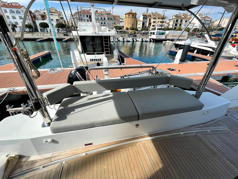 Book yachts online - catamaran - Bali 4.6 5 cabins - WILD BUNCH - rent