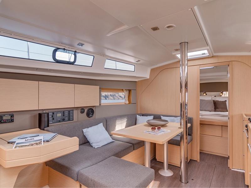 Book yachts online - sailboat - Oceanis 38.1 - Oceanis 38.1 (2018) - rent