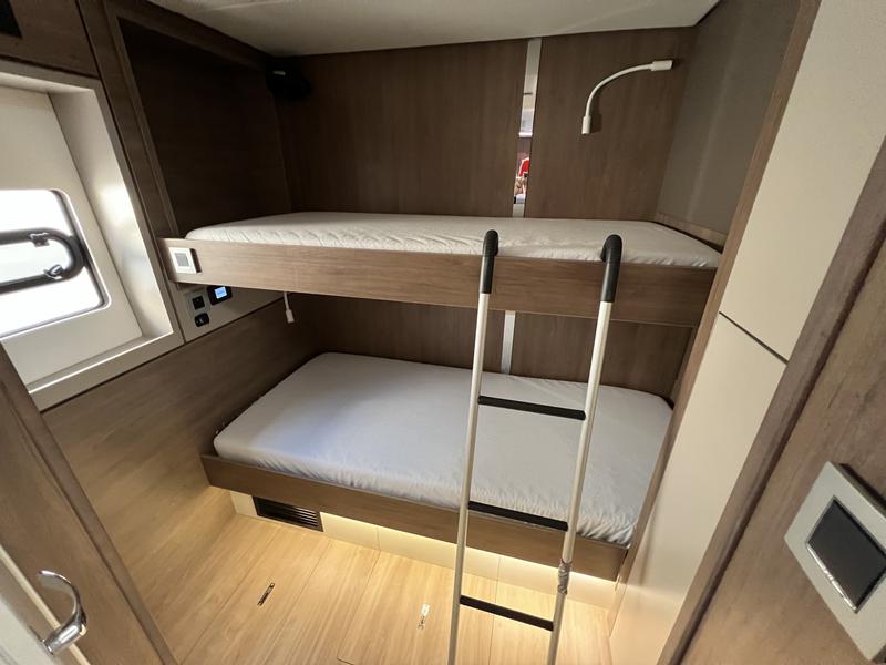 Book yachts online - catamaran - Bali 4.8 - Holiday - rent