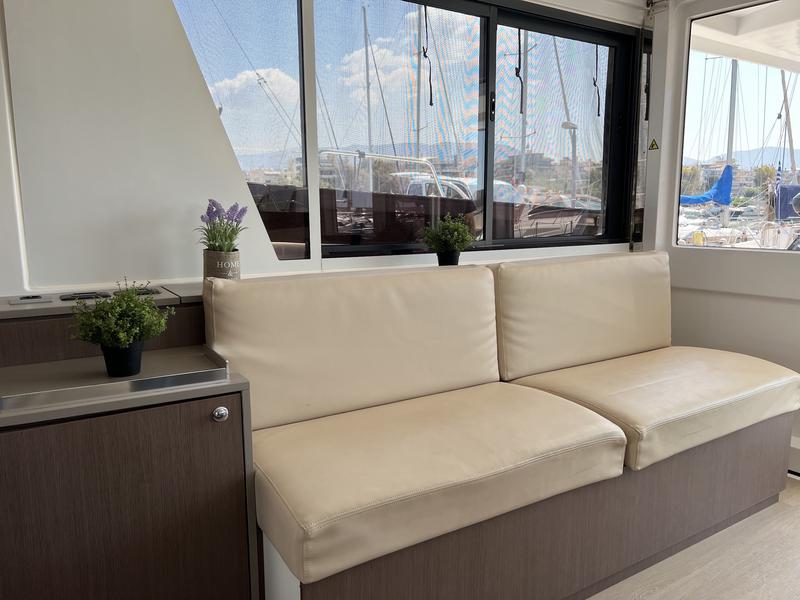 Book yachts online - catamaran - Bali 4.6 (5+1 cab) - Freedom - rent