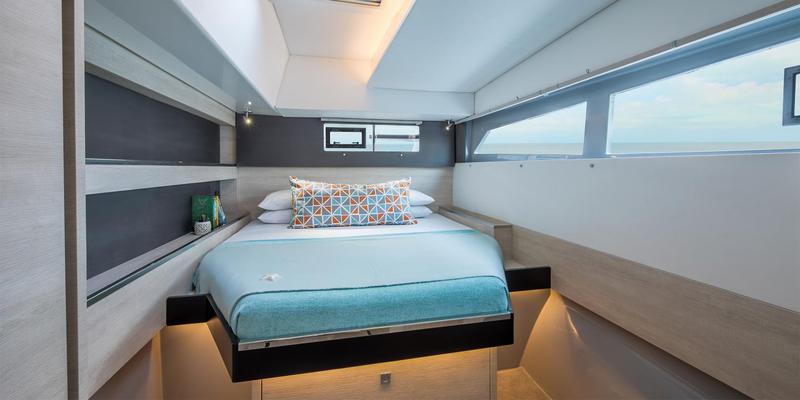 Book yachts online - catamaran - Moorings 5000-5 - Moorings 5000-5 (2020) - rent