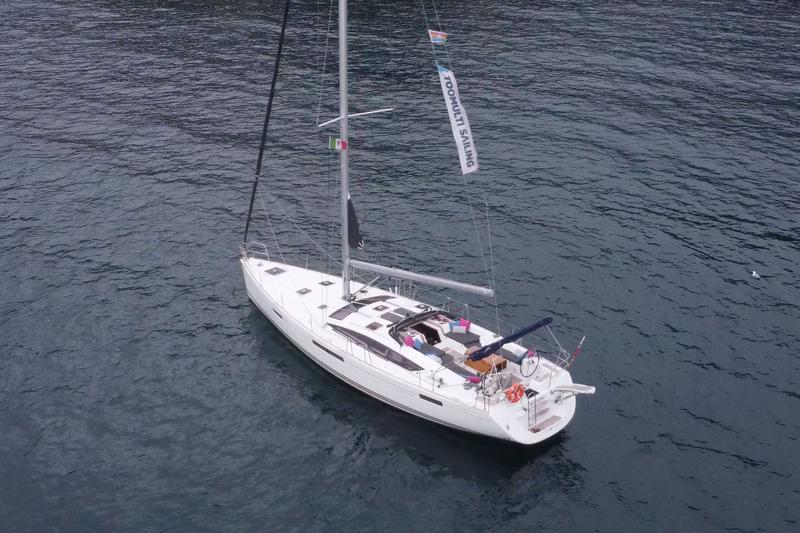 Book yachts online - sailboat - Jeanneau 53 - Melpomene - rent