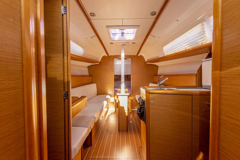 Book yachts online - sailboat - Sun Odyssey 33i - Ribellina - rent
