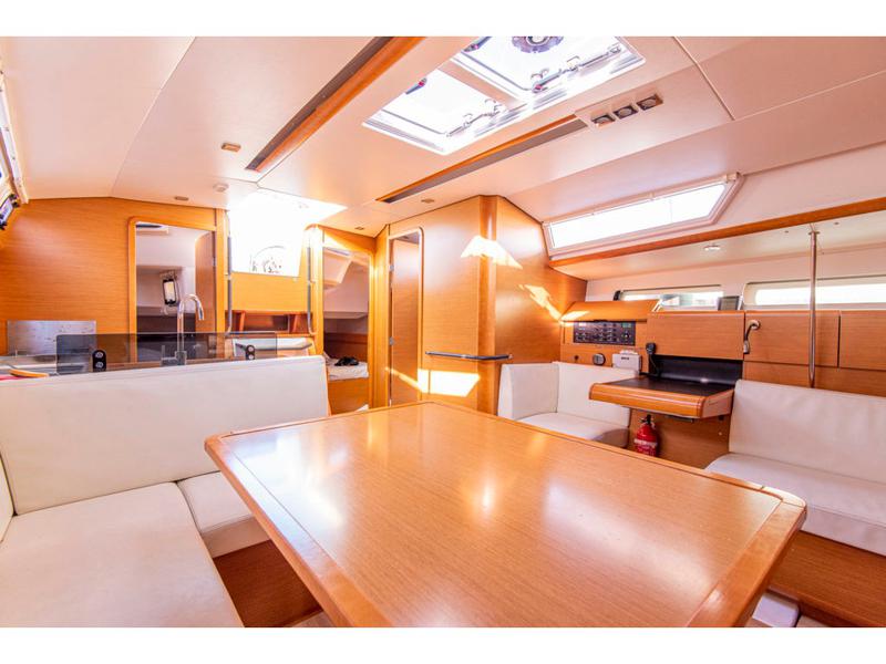 Book yachts online - sailboat - Sun Odyssey 439 - Ribelle - rent