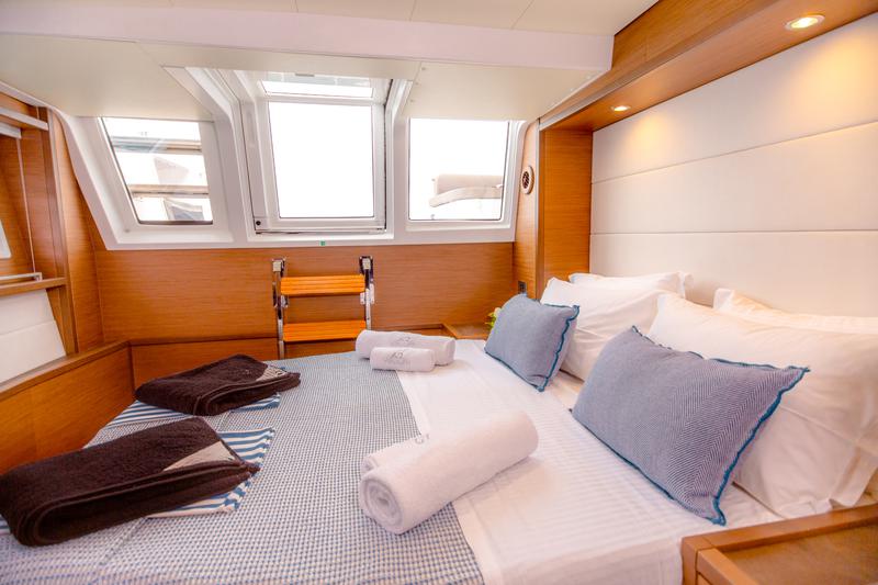 Book yachts online - catamaran - Lagoon 620 - Valium 62 - rent
