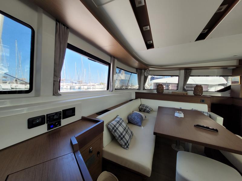 Book yachts online - catamaran - Lagoon 46 - CATALEYA - rent