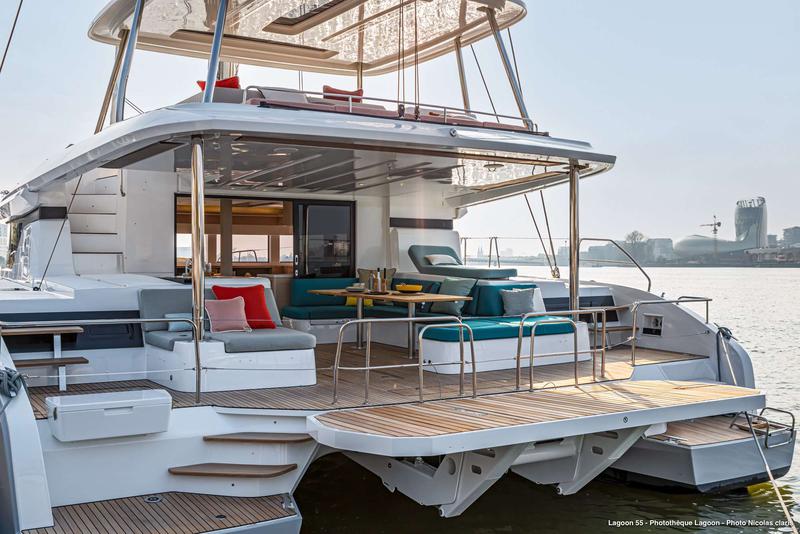 Book yachts online - catamaran - Lagoon 55 - VALIUM 55 - rent