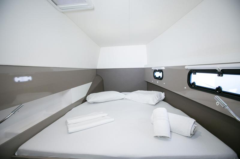 Book yachts online - catamaran - Bali 4.1 - 11 - ZEUS - rent