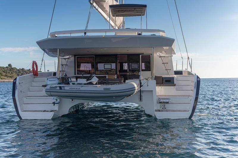 Book yachts online - catamaran - Dufour 48 Catamaran - SHU - rent