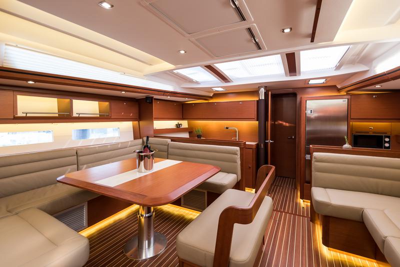 Book yachts online - sailboat - Dufour 56 Exclusive - KAZKA - rent