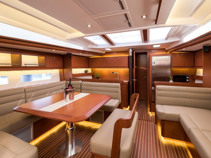 Book yachts online - sailboat - Dufour 56 Exclusive - KAZKA - rent