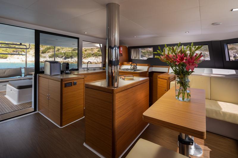 Book yachts online - catamaran - Dufour 48 Catamaran - PAX - rent