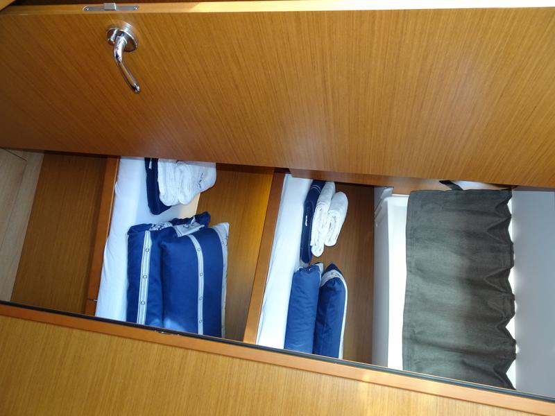Book yachts online - sailboat - Sun Odyssey 490 - DONAR - rent