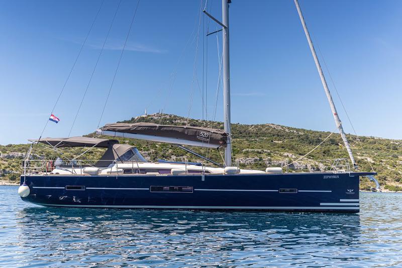 Book yachts online - sailboat - Dufour 520 GL(owner version) - ZEPHYRUS - rent