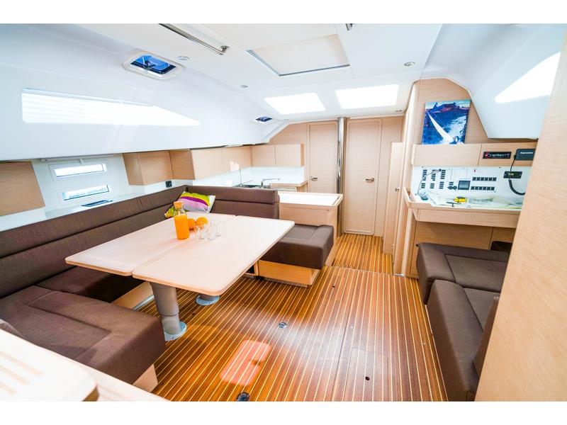 Book yachts online - sailboat - Elan 50 Impression - Sasha - rent