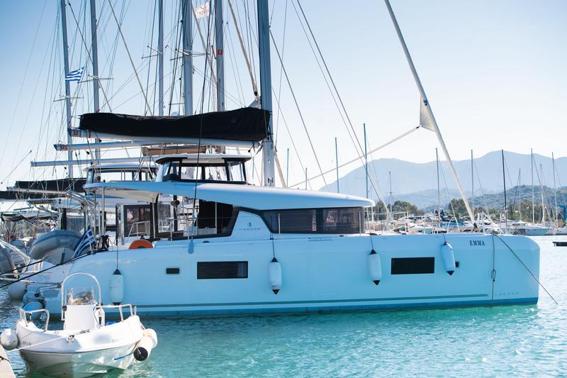 Book yachts online - catamaran - Lagoon 42 - Emma (A/C-Generator) (Pax 12) Brand New 2021 - rent