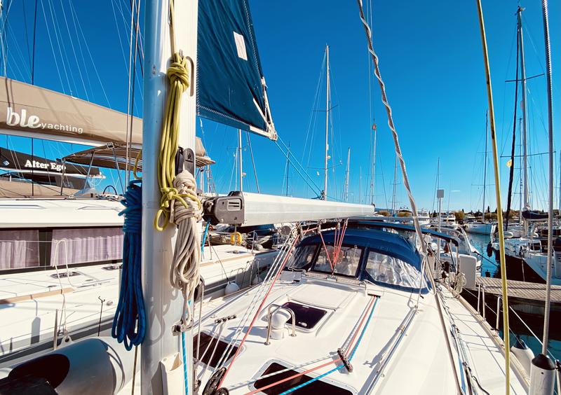 Book yachts online - sailboat - Bavaria 46 Cruiser - Enalia (Refit 2019) - rent