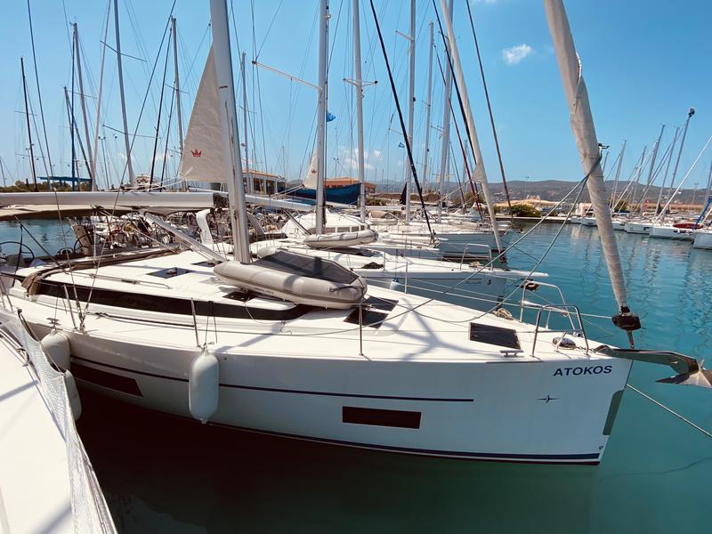 Book yachts online - sailboat - Bavaria C45 - Atokos - rent