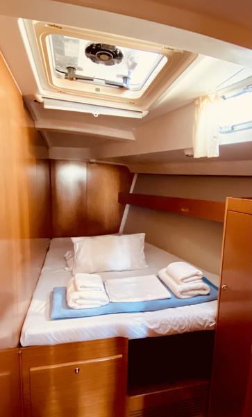 Book yachts online - sailboat - Beneteau Cyclades 50.5 - Christina (Refit 2021) (Pax 12)  - rent
