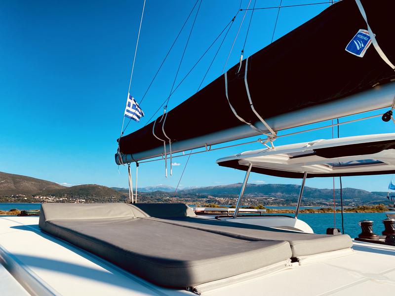 Book yachts online - catamaran - Lagoon 42 - Katerina (A/C - Generator) - rent