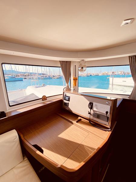 Book yachts online - catamaran - Lagoon 42 - Katerina (A/C - Generator) - rent