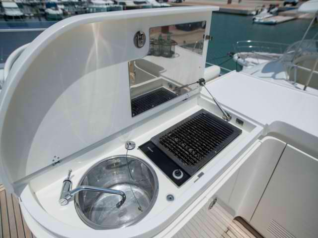 Book yachts online - motorboat - Posillipo Technema 65 - no name - rent