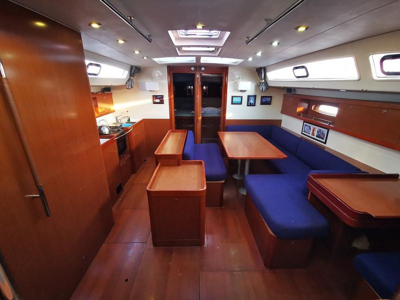Book yachts online - sailboat - Beneteau Oceanis 50 Family - Seladon II - rent