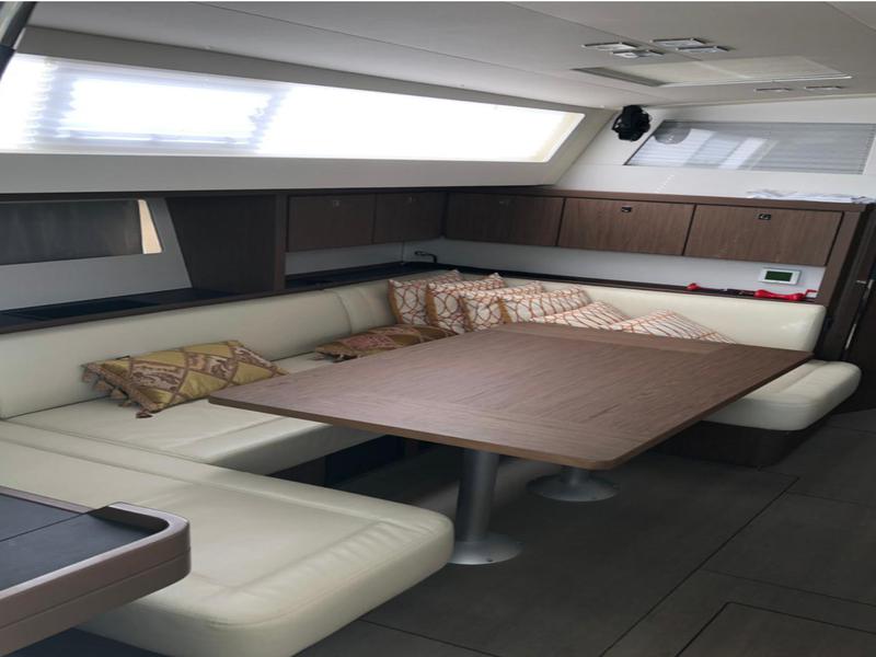 Book yachts online - sailboat - Sense 57 - Royal Smile - rent