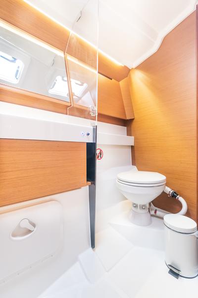 Book yachts online - sailboat - Sun Odyssey 410 - Emotion - rent