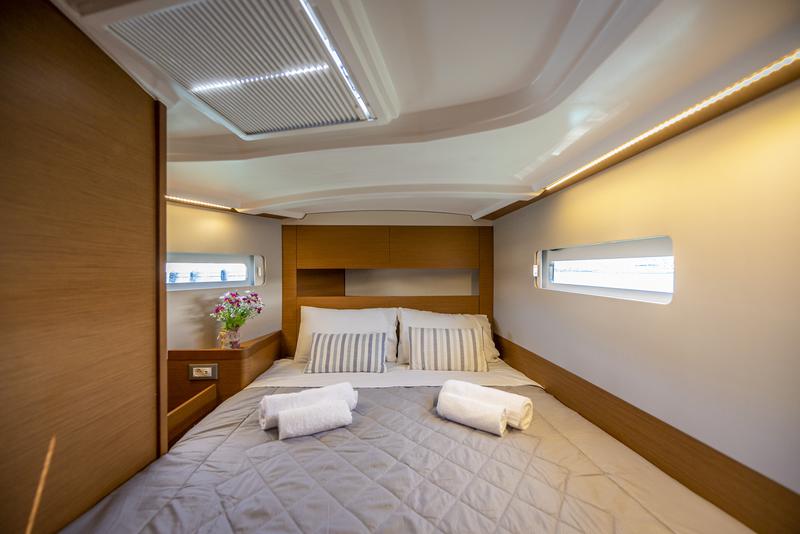 Book yachts online - sailboat - Sun Odyssey 410 - Garfish - rent