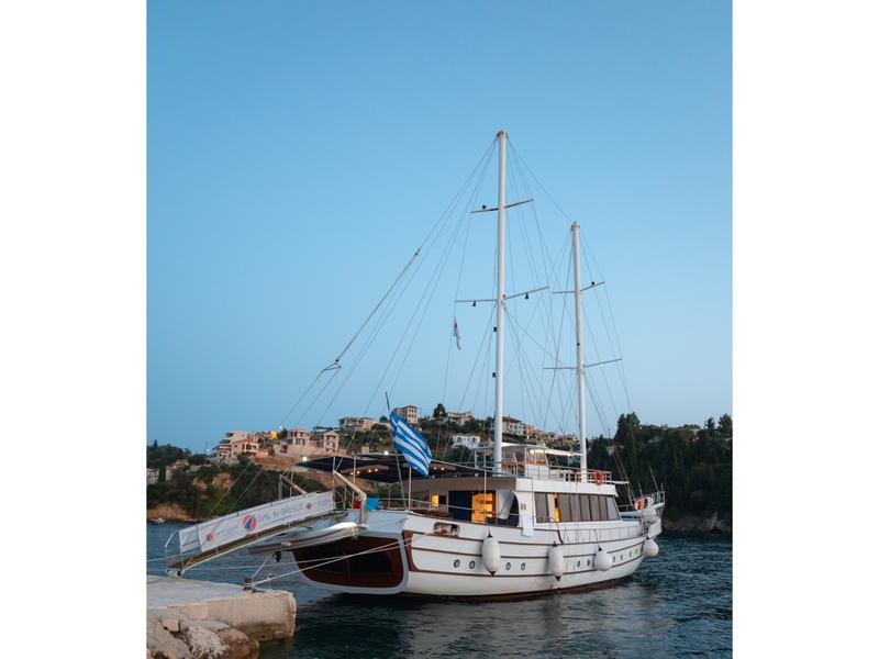 Book yachts online - other - Gulet Eros - Eros - rent