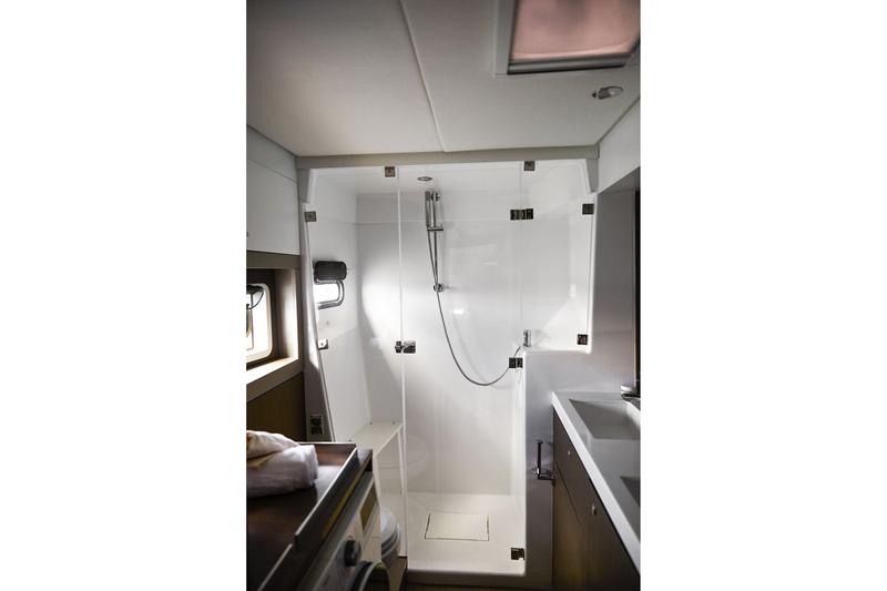 Book yachts online - catamaran - Bali 4.2 - Fabster19 - rent